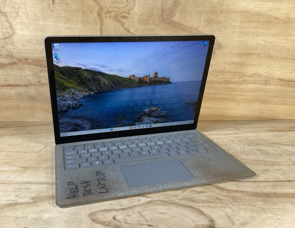 Microsoft Surface 2 1769 13.5" Intel i5-7300U2.6 8GB 256GB SSD W11P