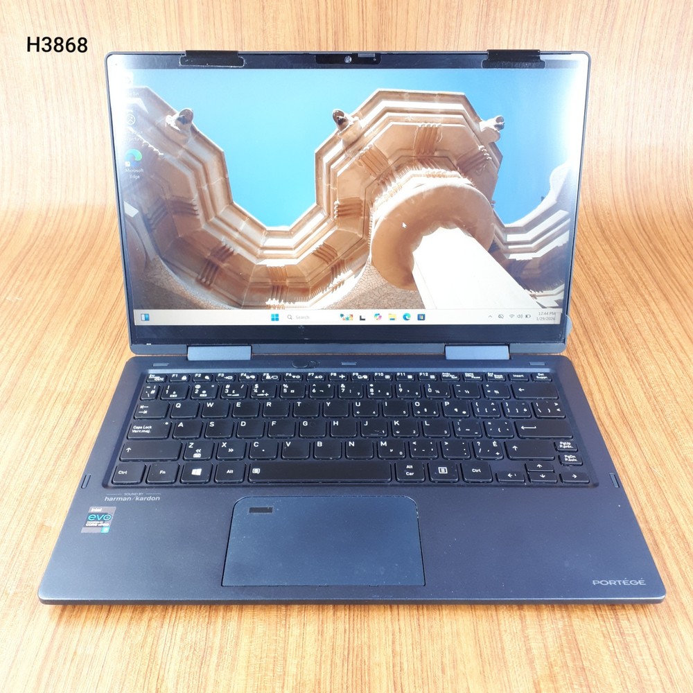 Dynabook Portege X30W-J 13.3" Touch Laptop i7-1185G7 3.00GHz 16GB RAM 256GB W11P