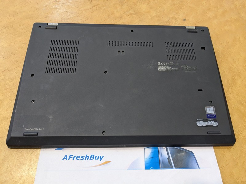 Lenovo Thinkpad P15s G1 i7-10510U 1.8GHz 16GB Ram 256GB SSD P520 GPU No OS/AC #3 gallery