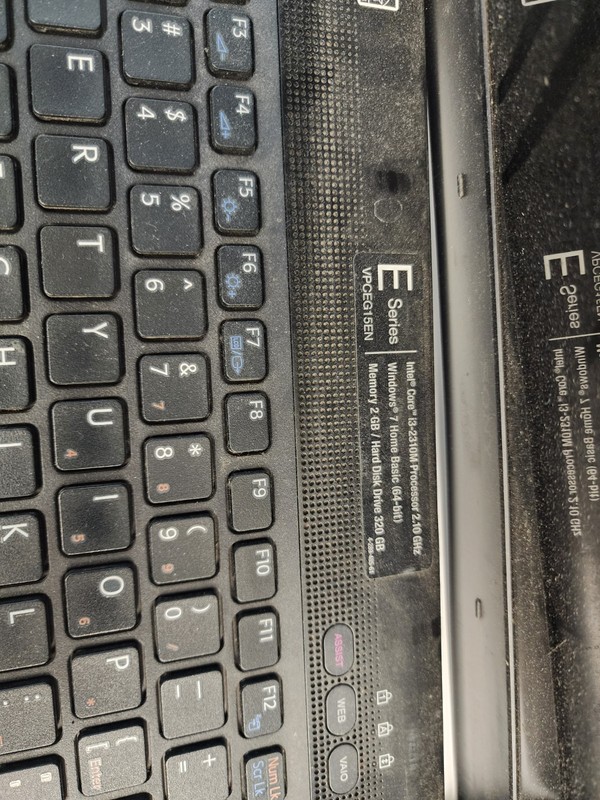 sony vaio vpceg15en PCG-61A11W I3-2310@2.10ghz 2gb Ram 320gb Hdd gallery