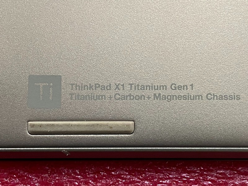 Lenovo ThinkPad X1 Titanium Gen 1 2in1 13" i7-1160G7 16GB 512GB SSD Win11 CLP95A gallery