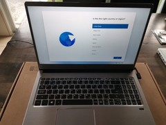 15″ Acer Swift 3 16GB 256SSD + 500HDD MX150 (Bilingue)