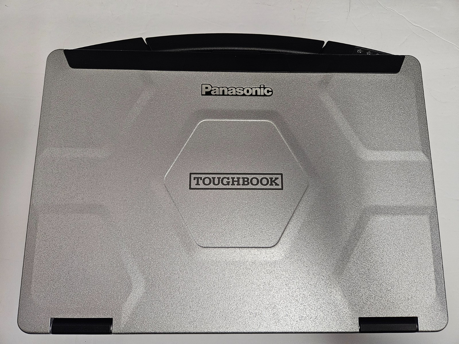 Panasonic Toughbook CF-54 Mk2 i7-6600U 2.60GHz 16 GB Mem 1.5 GB HD Win 11 Pro gallery