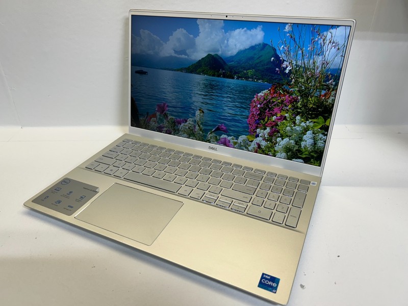 Dell Inspiron 15 5502 Laptop i7-1165G7 16GB RAM 256GB SSD 15.6" FHD Win 11 Pro gallery
