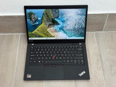 Lenovo ThinkPad T14 Gen 1 14″ Ryzen 5 PRO 4650U 8GB RAM 256GB SSD Win-11