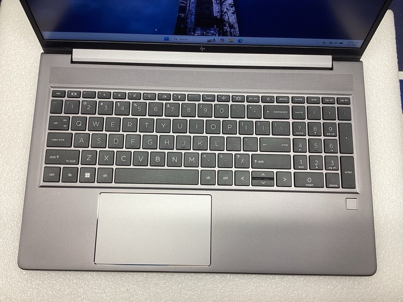 HP ZBook Power 15.6" G10 A Touch AMD Ryzen 9 Pro 7940HS 4.0GHz 32GB 512GB M.2 gallery