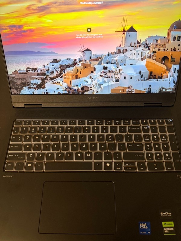 HP Omen Max 16 240Hz QHD+ 2.7 GHz Ultra 9 275HX 32GB 1TB SSD NVIDIA RTX 5080 gallery