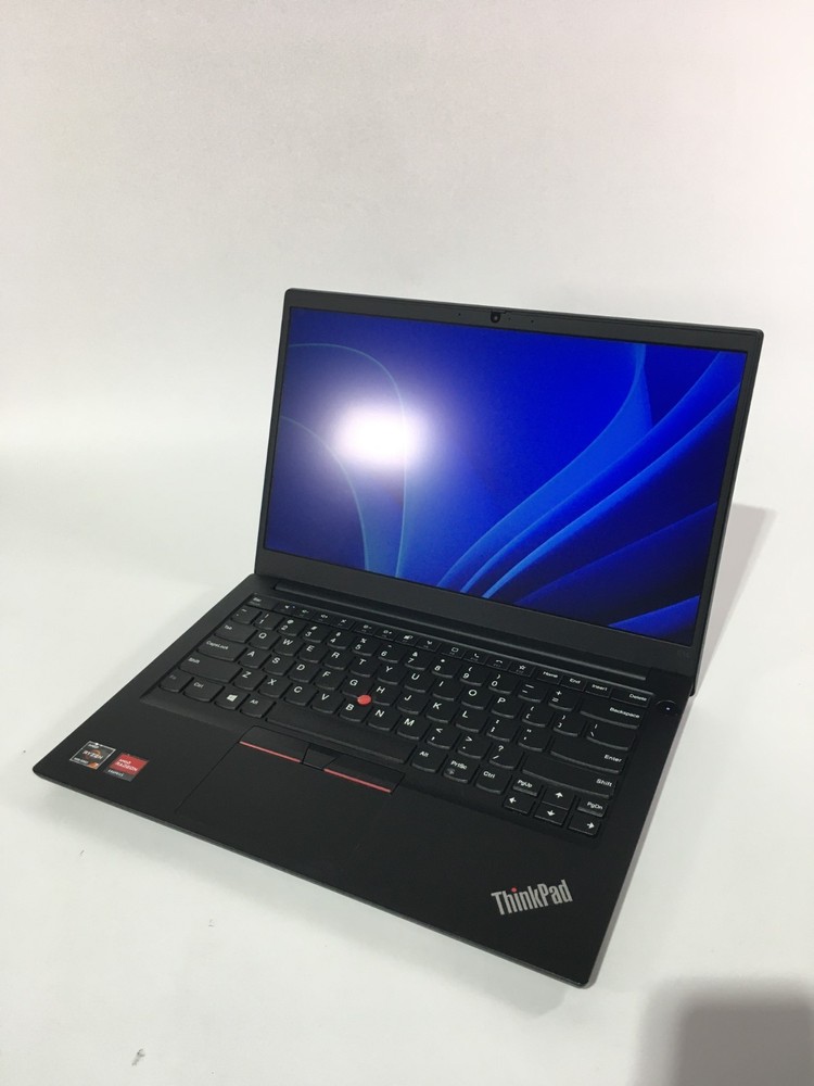 Lenovo ThinkPad E14 Gen 3 14" Ryzen 7 5700U 16GB RAM 256GB SSD W11P