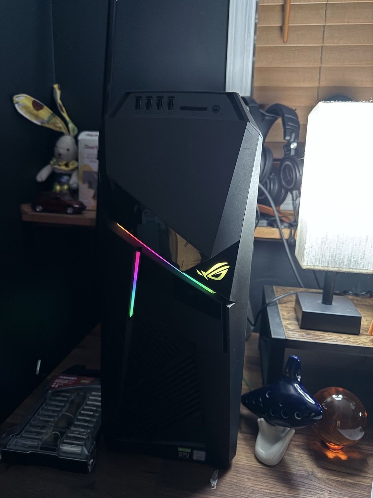 ASUS ROG Strix (1TB+512GB, Intel Core I7 9th Gen., 32GB) Desktop GL12CX gallery