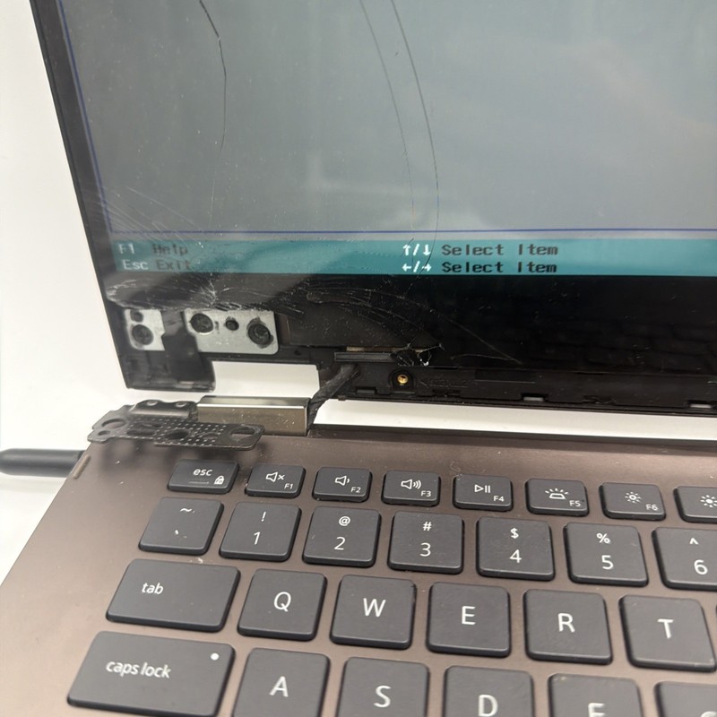 Broken Dell Inspiron 7405 2 in 1 P126G 14" Ryzen 5 4500U 8GB RAM NO SSD Read L61 gallery