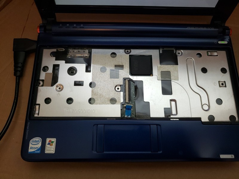 Acer Aspire One ZG5 10.1" Intel Atom Unknow Spec NoHD NoBattery NoCharger NoKeyb gallery