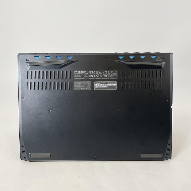 Acer Predator Triton 500 15 300Hz FHD i7-10750H 2.60GHz 32GB 1TB RTX 2070 SUPER gallery