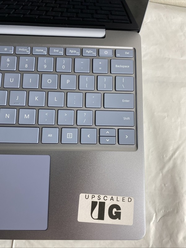 Microsoft Laptop Go Model 1943/Core i5-1035G1/8GB RAM/128GB gallery