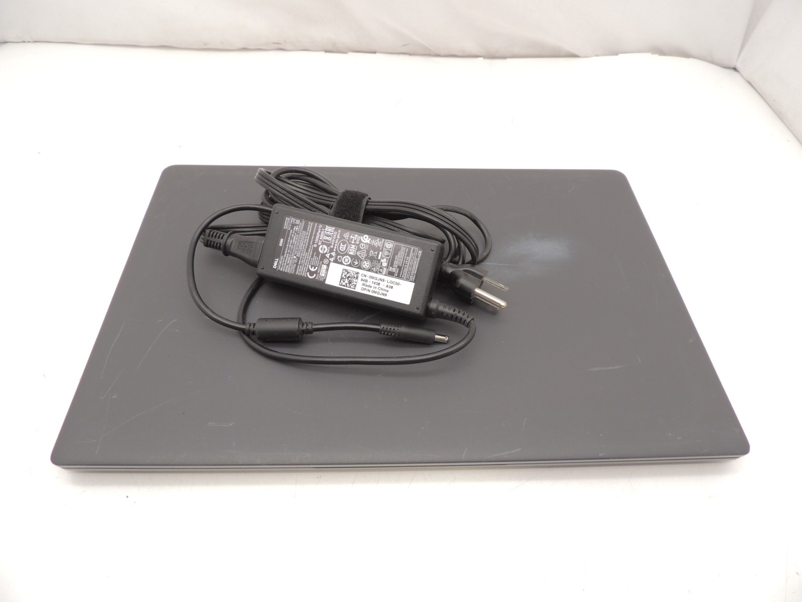 Dell Latitude 3510 15.6" Core i5 10210U 8GB 240GB w/ Battery Laptop Tested No OS gallery