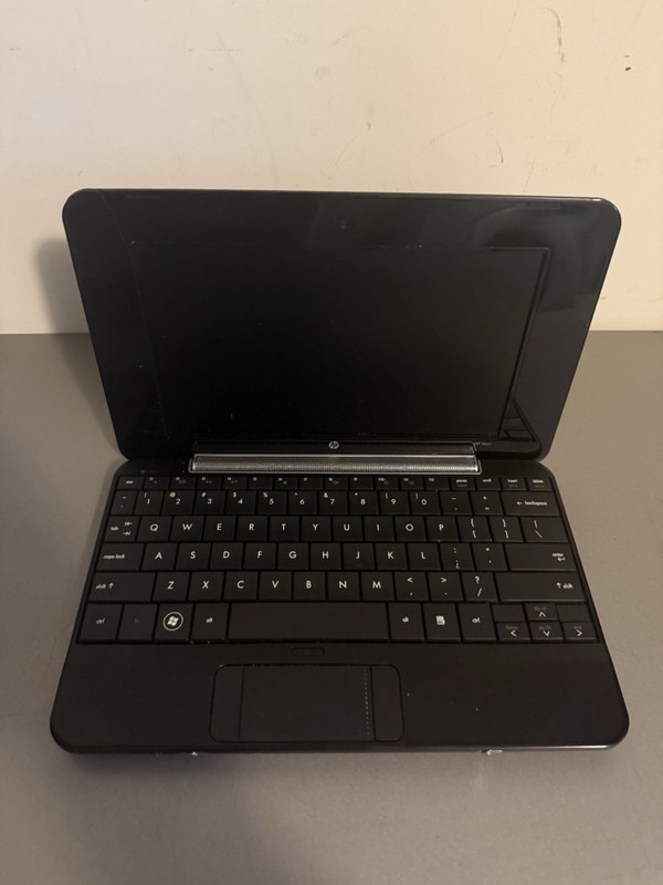 HP Mini 1000 Notebook - Intel Atom 1.6 GHz 1GB 60GB - 10.2" LED Not Tested gallery