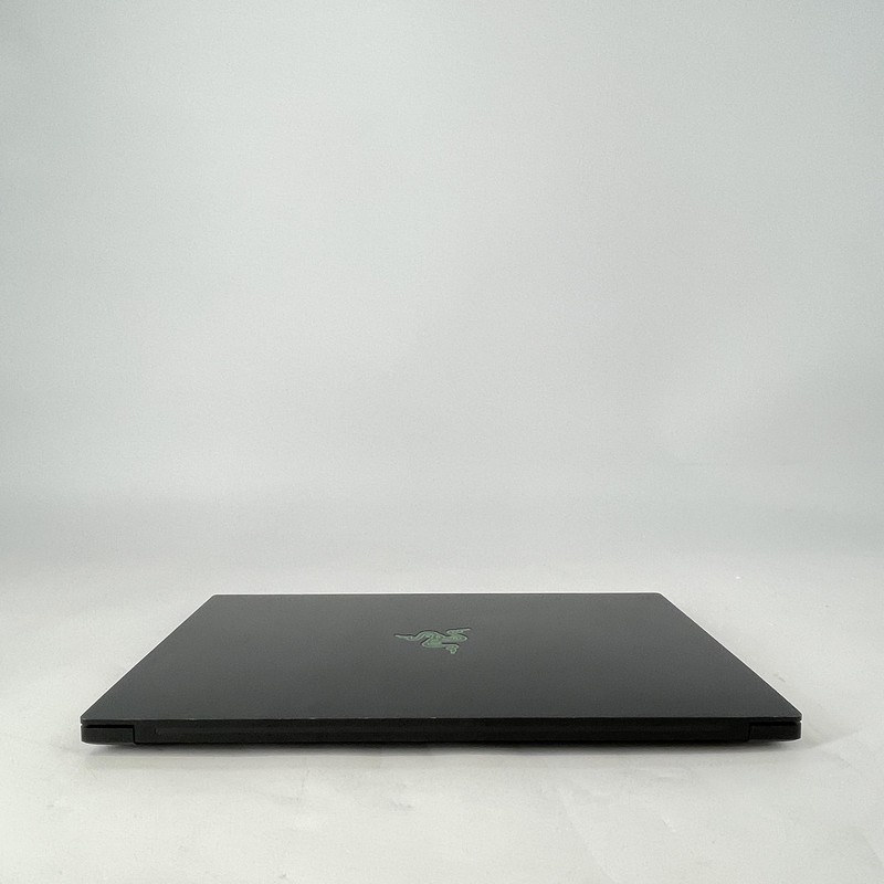 Razer Blade 15 Advanced Black 2K i7-10875H 2.30GHz 32GB 1TB SSD NVIDIA RTX 3080 gallery