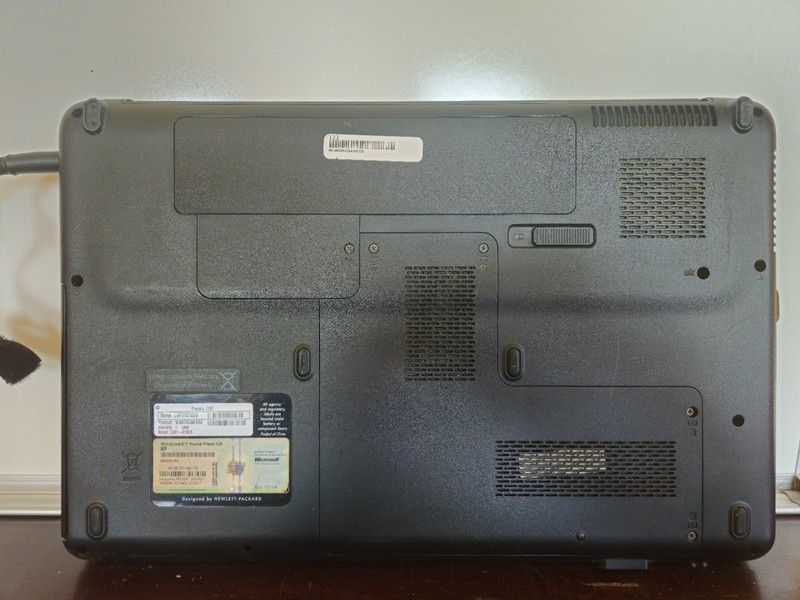 HP Compaq Presario CQ61 AMD Athlon II Dual-Core 4GB Ram 2.0GB HDD W7HomeP gallery