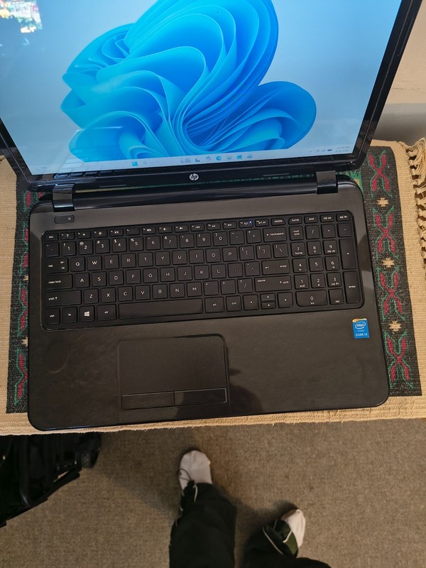 HP 15" Notebook T/S PC Core i3-4005U@1.7GHz 12GB 240GB SSD Wn11Hm gallery
