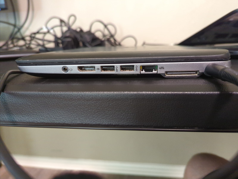HP Elitebook 820 G2 Touchscreen i7-5600 2.6GHz 16GB RAM 256GB SATA SSD gallery