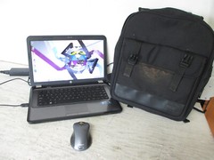 HP Pavilion g6 W255UA Core i3 2.4Ghz, 320GB 4GB, Bag, Mouse