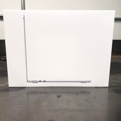 Apple MacBook Air 13″ A3240 M4 10-Core CPU 16GB RAM 256GB SSD Sliver #5