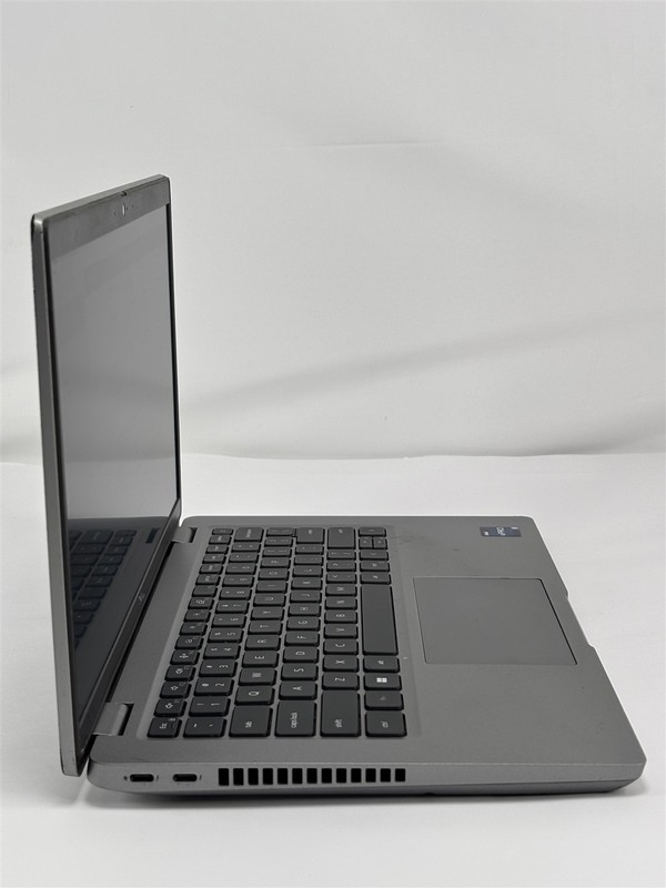 Dell Latitude 5431 14” i7-1270P 16GB 256GB SSD Backlit Keyboard gallery