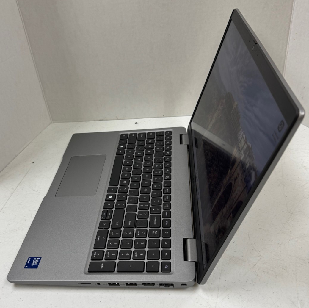 Dell Latitude 5550 Laptop - Ultra 7 165U 16GB 256GB 15.6" - Dell Wty 5/27 gallery