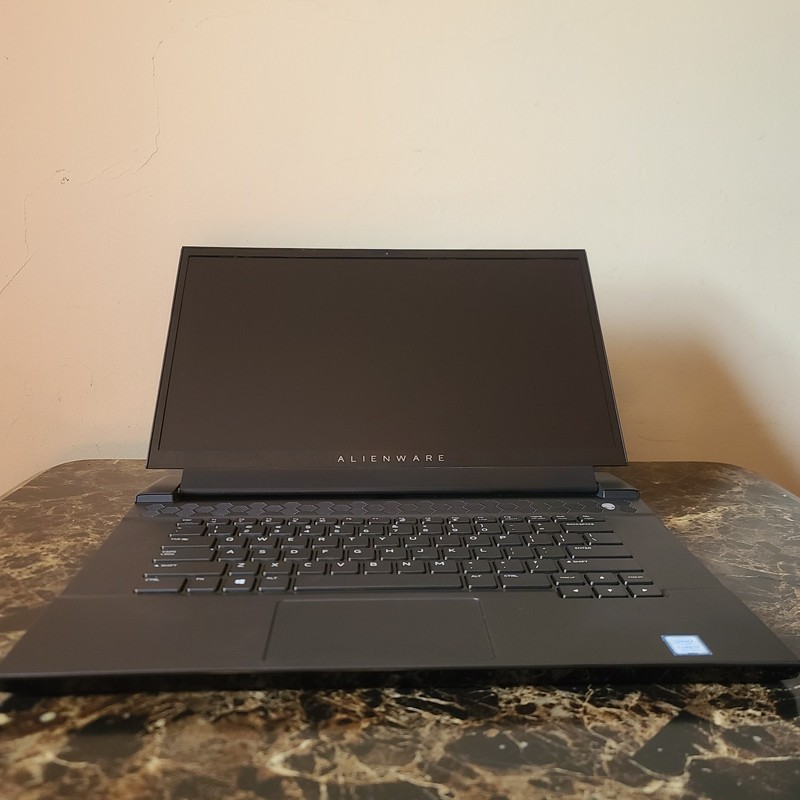 ALIENWARE M15 R2 GAMING LAPTOP CORE i7-9750H 16GB RAM RTX 2060 gallery