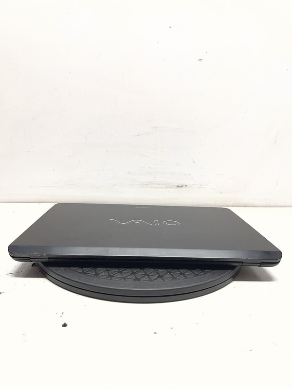 Sony VAIO SVF14AC1QL Intel Core i7-3537U 8GB 750GB Windows 10 gallery