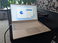 Razer Blade 15 (2018) Advanced – i7-8750H, GTX 1060 Max-Q, 16GB RAM