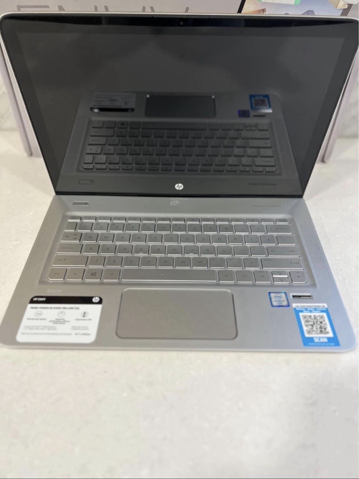HP 13-d040wm ENVY Laptop, 13.3"QHD+ IPS Display (3200 x 1800)Intel Core i7-6500U gallery