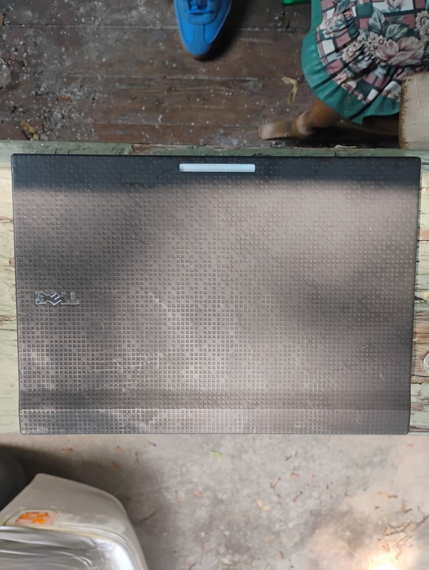 Dell Latitude 2100 10.1" Laptop Intel Atom N270 1.50GHz 2GB RAM | 80 GB HD gallery