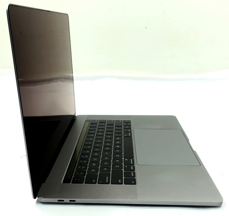 Apple MacBook Pro 2016 A1707 15.4" Retina i7-6700HQ 16GB 1TB SSD Laptop gallery