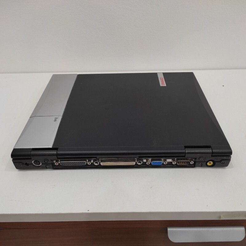 Compaq Laptop PC Windows 98 Serial Port rs232 Pentium 3 21077 gallery