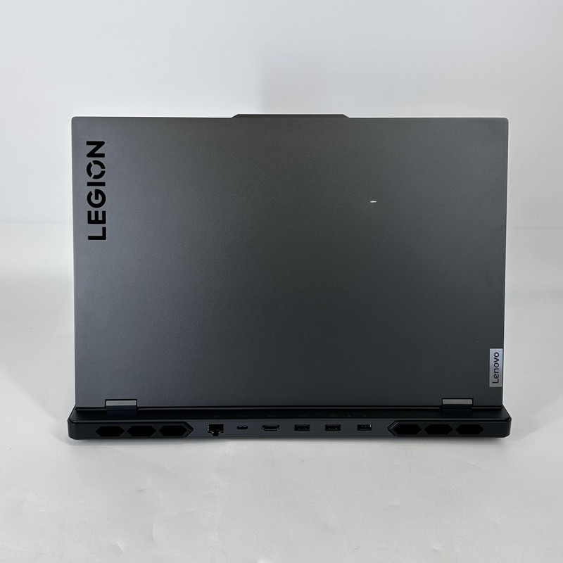 Lenovo Legion Pro 7i Gen 8 16 240Hz QHD+ 2.2GHz i9-13900HX 32GB 1TB SSD RTX 4080 gallery