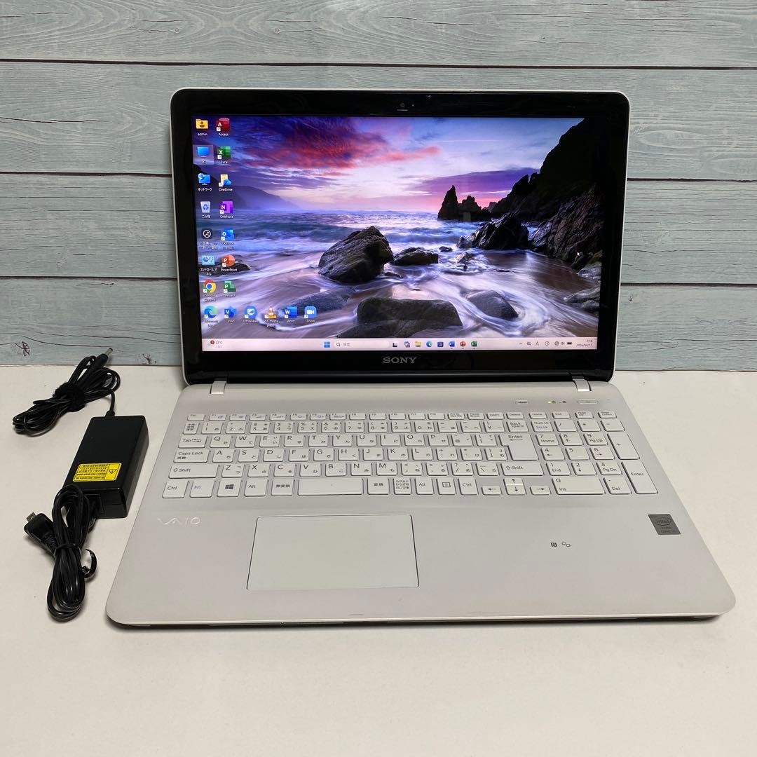 SONY VAIO i5 Windows 11 Pro 8GB SSD 128GB Used Japan Genuine gallery
