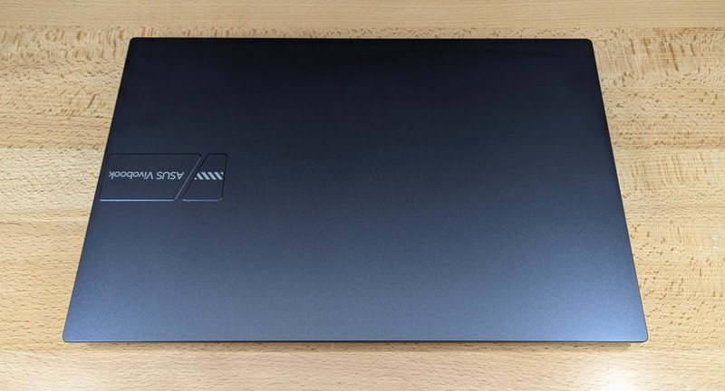 ASUS Vivobook 15 15.6" Laptop Ryzen 5 5600H 16GB 512GB SSD Win 11 M1502QA-NB54 gallery