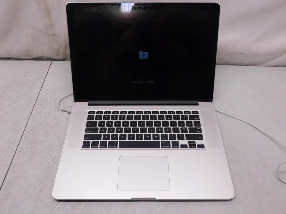 2015 Apple MacBook Pro 15" i7 2.2GHz 16GB RAM 256GB HDD Silver A1398 #ITRAA106