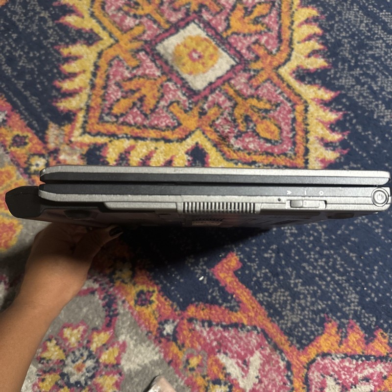 Dell Latitude D420 12.1" Intel Core Duo 1.20GHz -UNTESTED gallery