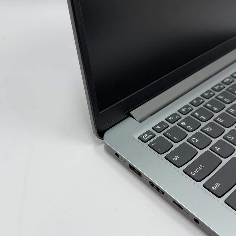 Lenovo IdeaPad 1 82V6 14" Celeron N4020 1.1GHz 4GB RAM 64GB SSD gallery