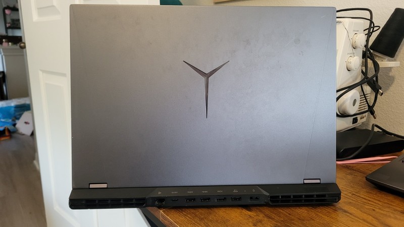 Lenovo Legion 5 Pro 16'' 16ACH6H (Ryzen 5600H / 16GB RAM / RTX 3060) *READ* gallery
