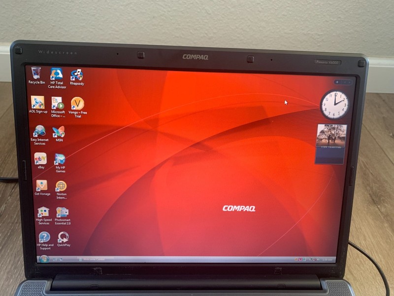 Compaq Presario V6000 15.4" AMD Sempron 3500+ 1.80Ghz 1GB RAM 60GB HDD Win Vista gallery