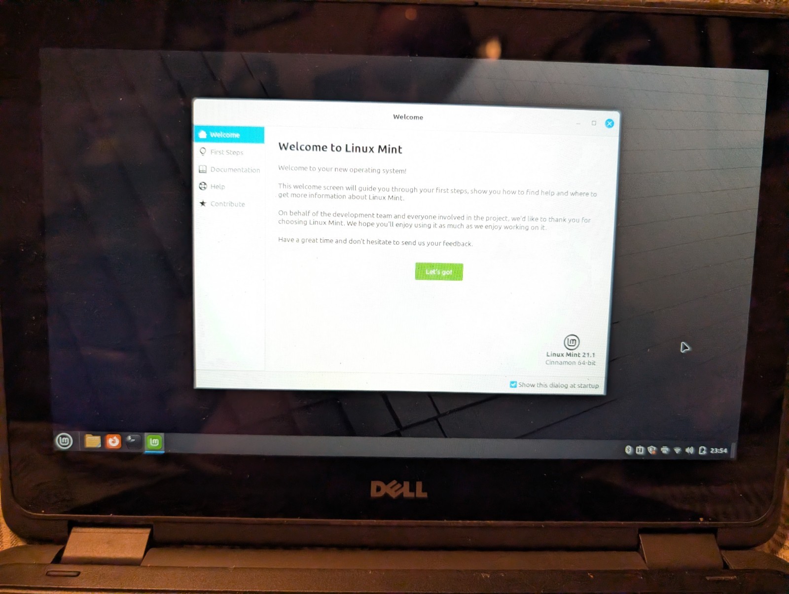 Linux Mint Dell Chromebook 3189 32GB HDD 4GB RAM Linux Mint Touchscreen gallery