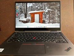 Lenovo X1 Yoga Gen 4 | 14″ Touchscreen | 256GB | 8GB | Win 11, Barely Used.