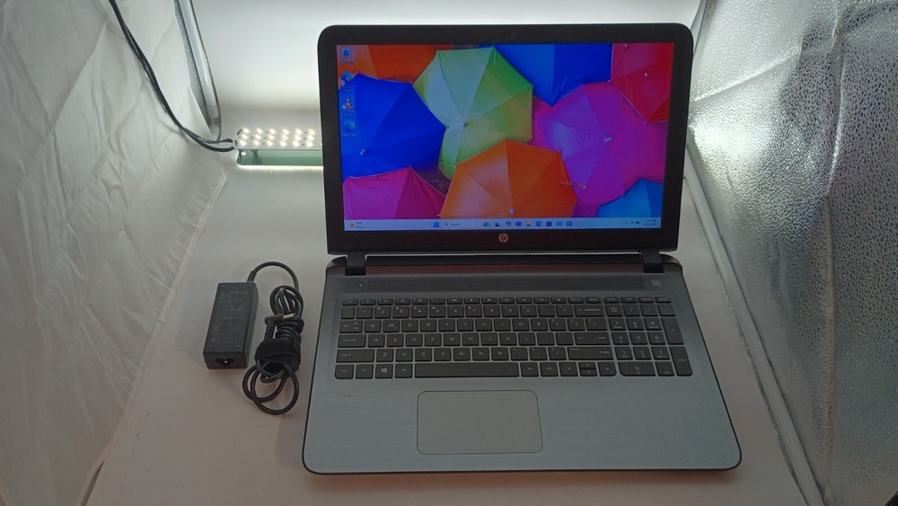 4221 HP15 Gamer w/charger.A8 -7410(4cores).Radeon R5.8GB.128GB M.2.Optical.15.6"