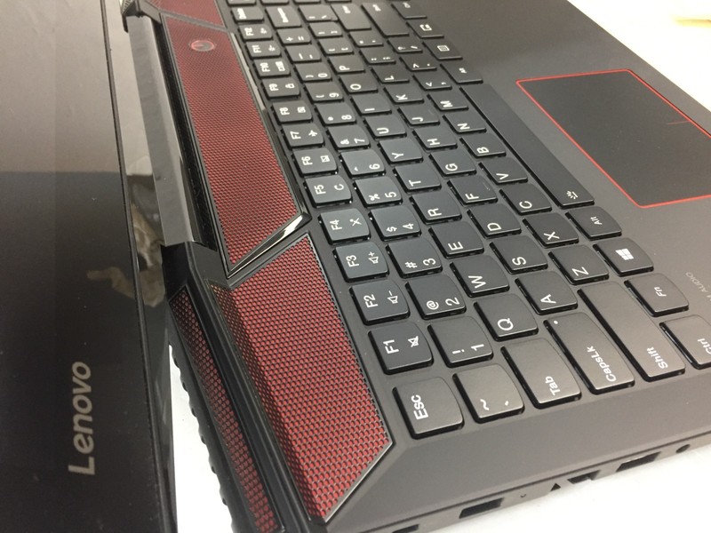 Lenovo Legion Y720 15.6" Gaming Laptop/i7-7700HQ/GTX 1060/16GB/1TB HDD+512GB SSD gallery