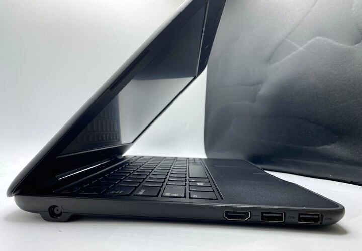 Dell Latitude 3190 11.6" Laptop Intel Celeron N4100 @2.4GHz 4GB RAM 64GB eMMC gallery