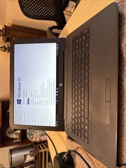 HP 255 G4 NOTEBOOK PC A8-7410 APU WITH RADEON R5 GRAPHICS Ram 4gb