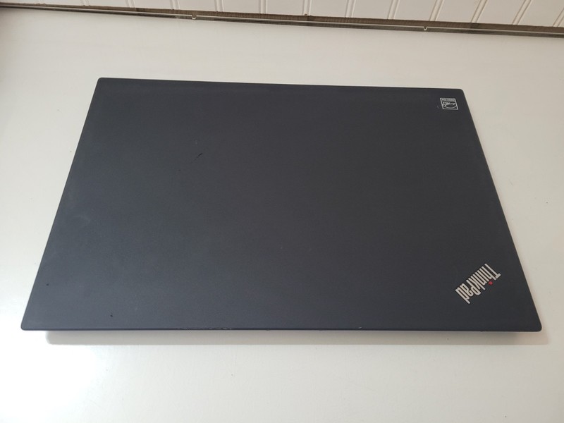 Lenovo ThinkPad P52S Intel Core i7-8550U 1.80Ghz 8GB Ram No SSD 15.6" Laptop gallery