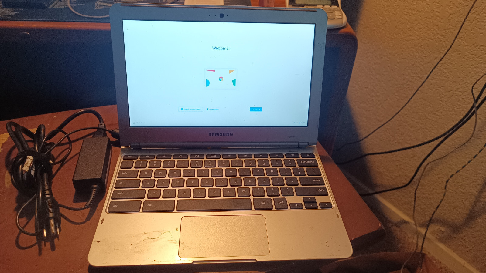 Samsung Laptop Chromebook XE303C12-A01US, Dual-Core 1.7GHz 2GB 16GB gallery